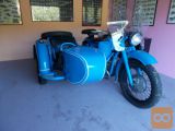 DNEPER 750 motor z bočno prikolico