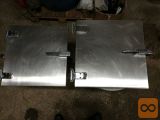 Vratca Inox od kuhinje s panti in zapirali, izolirana