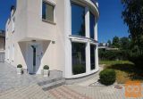 Šiška Dravlje 4 in večsobno 154 m2