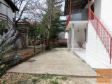 Malinska, okolica, apartman u prizemlju obiteljske kuće na