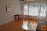 VZDRŽEVANA VEČJA HIŠA NA VIČAVI - PTUJ